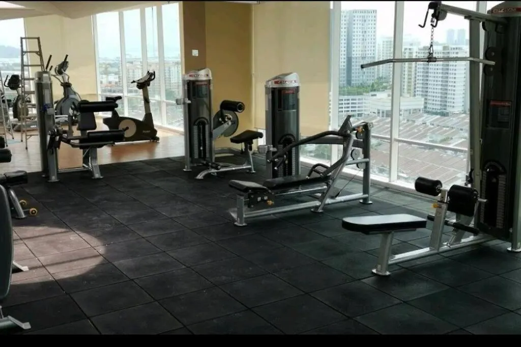2Br Lively City View Family Suite#Airport Bayan Lepas